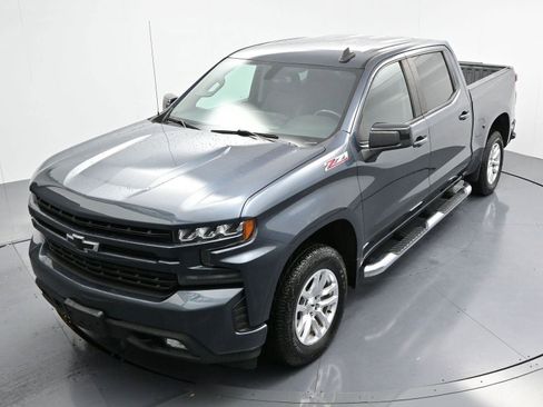 Used 2020 Chevrolet Silverado 1500 RST image 38