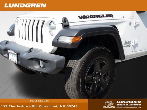 Used 2019 Jeep Wrangler Sport image 13