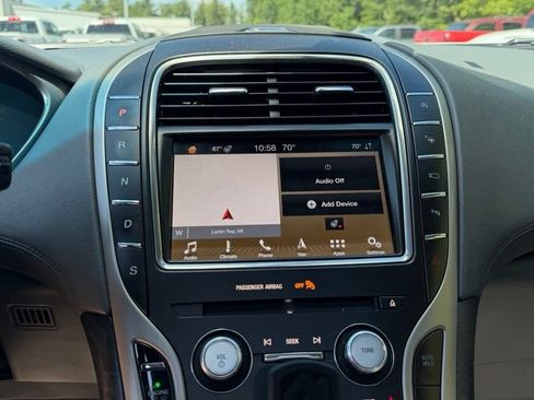 Used 2019 Lincoln Nautilus Reserve w/ Ultimate Package AWD/4WD image 12