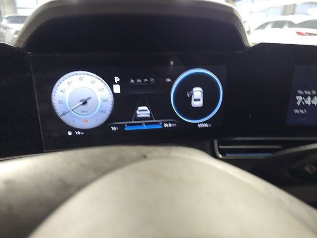 Used 2024 Hyundai Elantra SEL FWD image 13