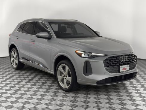 New 2026 Audi Q5 Premium AWD/4WD image 7