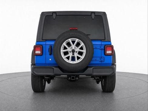 Used 2023 Jeep Wrangler Sport AWD/4WD image 7