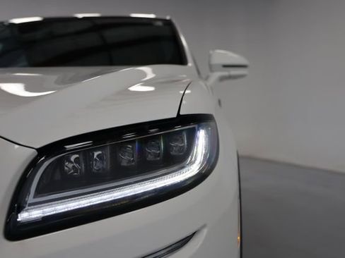 Used 2023 Lincoln Nautilus Black Label image 3