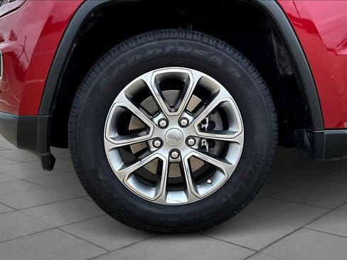 Used 2015 Jeep Grand Cherokee Limited w/ Luxury Group II RWD image 10