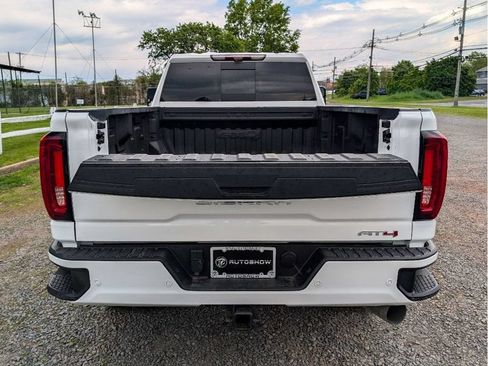 Used 2023 GMC Sierra 2500 AT4 w/ AT4 Premium Plus Package AWD/4WD image 7