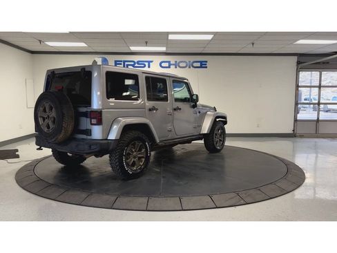Used 2018 Jeep Wrangler Unlimited Sport AWD/4WD image 8