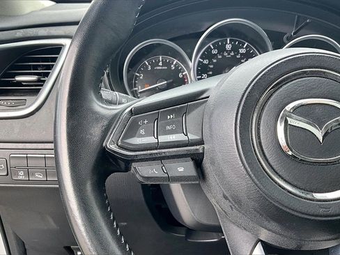 Used 2023 MAZDA CX-9 Touring image 15