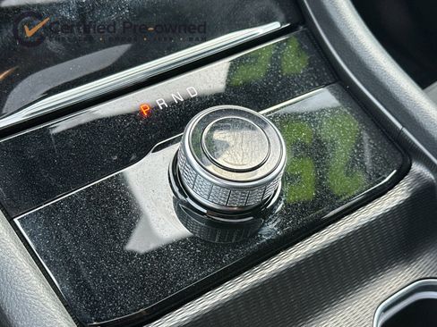 Certified 2025 Jeep Grand Cherokee Laredo X image 22