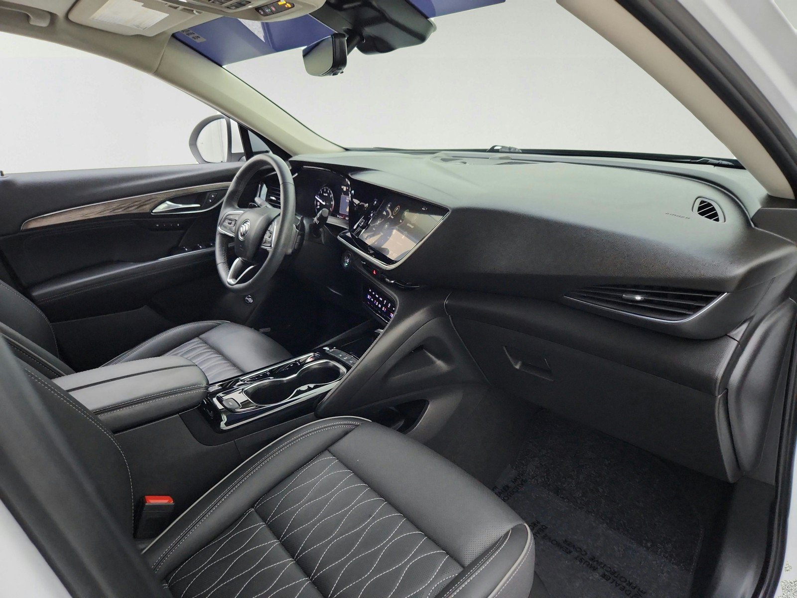 Used 2022 Buick Envision Avenir w/ Technology Package II FWD image 29