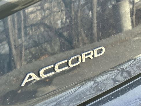 Used 2024 Honda Accord EX image 10