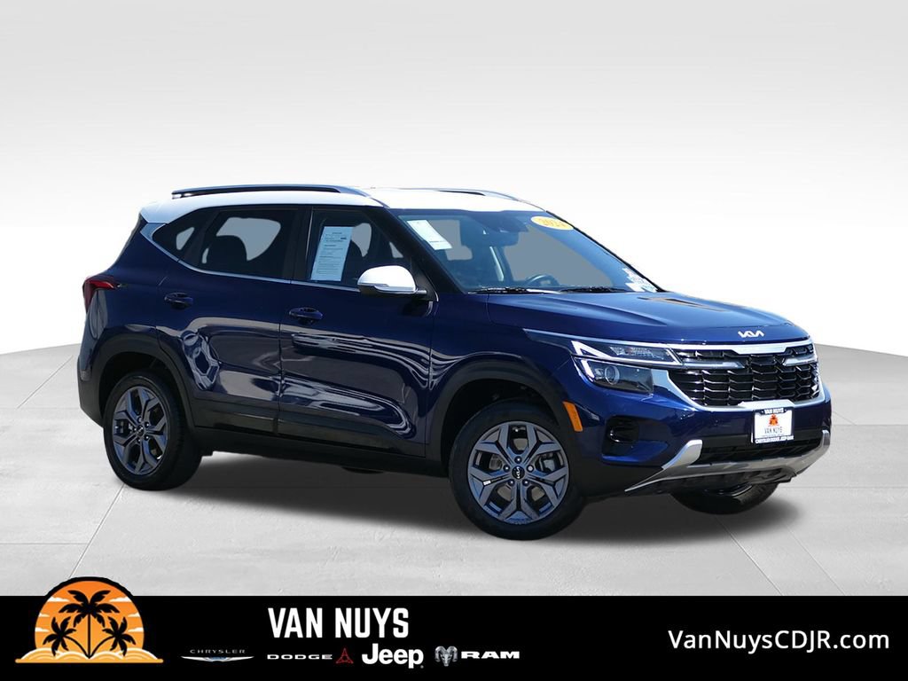 Used 2024 Kia Seltos S AWD/4WD image 1