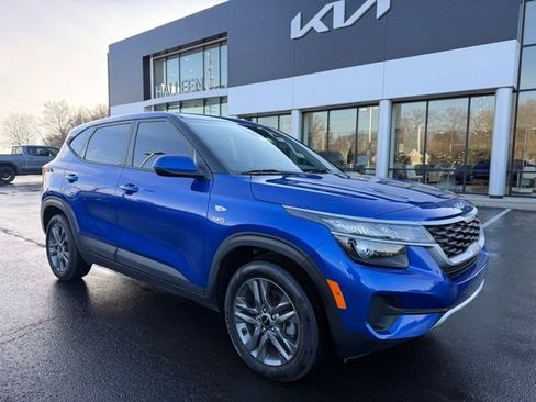 Certified 2023 Kia Seltos LX image 8