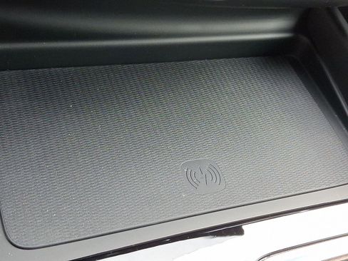 New 2026 Volvo XC60 B5 Ultra w/ Protection Package Premier image 16