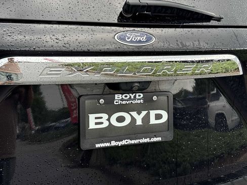 Used 2020 Ford Explorer XLT AWD/4WD image 29