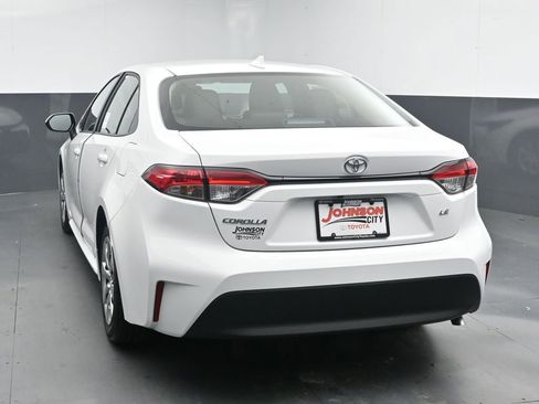 New 2026 Toyota Corolla LE FWD image 6