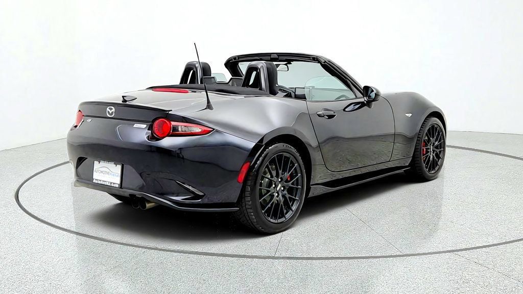Used 2016 MAZDA MX-5 Miata Club w/ Brembo/BBS Package RWD image 5