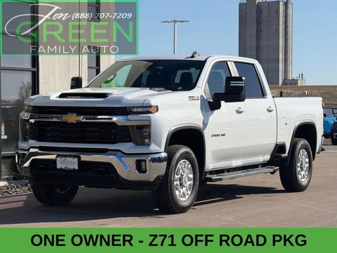 Used 2025 Chevrolet Silverado 2500 LT image 1