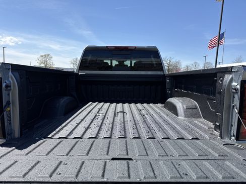 New 2026 GMC Sierra 2500 Denali Ultimate AWD/4WD image 33
