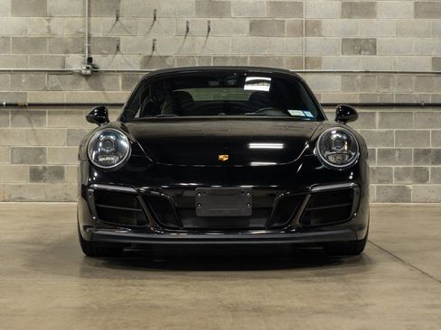 Used 2019 Porsche 911 Carrera 4 GTS image 2