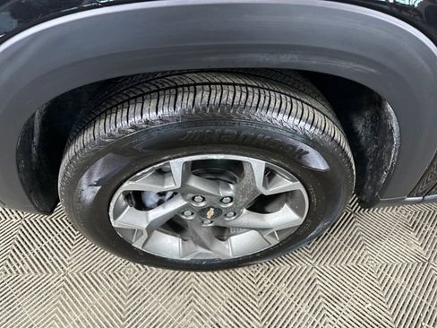 Used 2025 Chevrolet Trax LT w/ Driver Confidence Package image 10