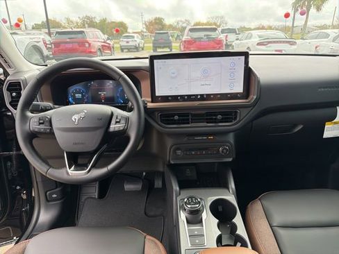 New 2025 Ford Bronco Sport Outer Banks image 16