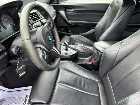 Used 2017 BMW M2 RWD image 9