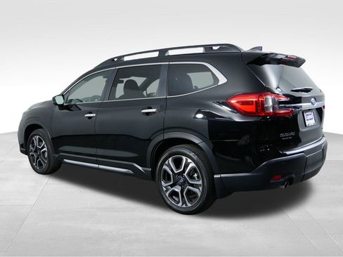 Used 2024 Subaru Ascent Touring image 7