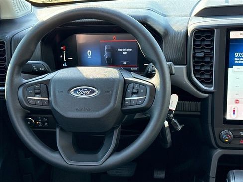 Used 2025 Ford Ranger XL w/ Trailer Tow Package image 13