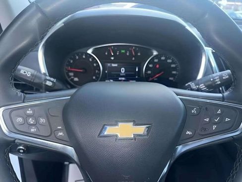Used 2024 Chevrolet Equinox LT image 8
