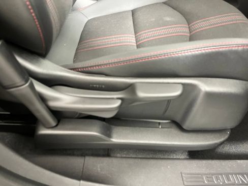 Certified 2024 Chevrolet Equinox RS FWD image 5