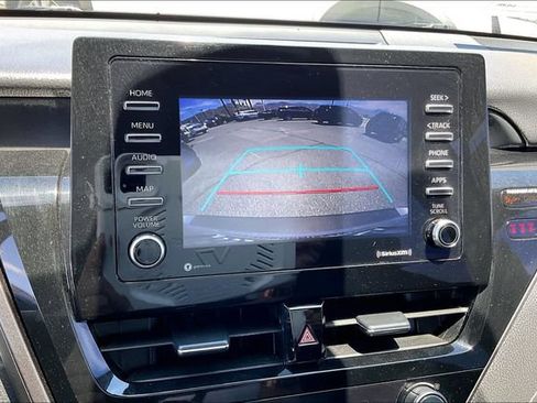 Used 2021 Toyota Camry SE FWD image 21