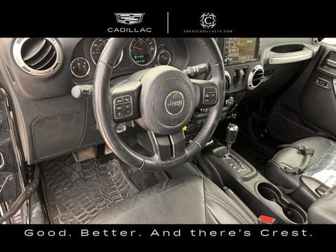 Used 2018 Jeep Wrangler Sahara w/ Connectivity Group AWD/4WD image 10