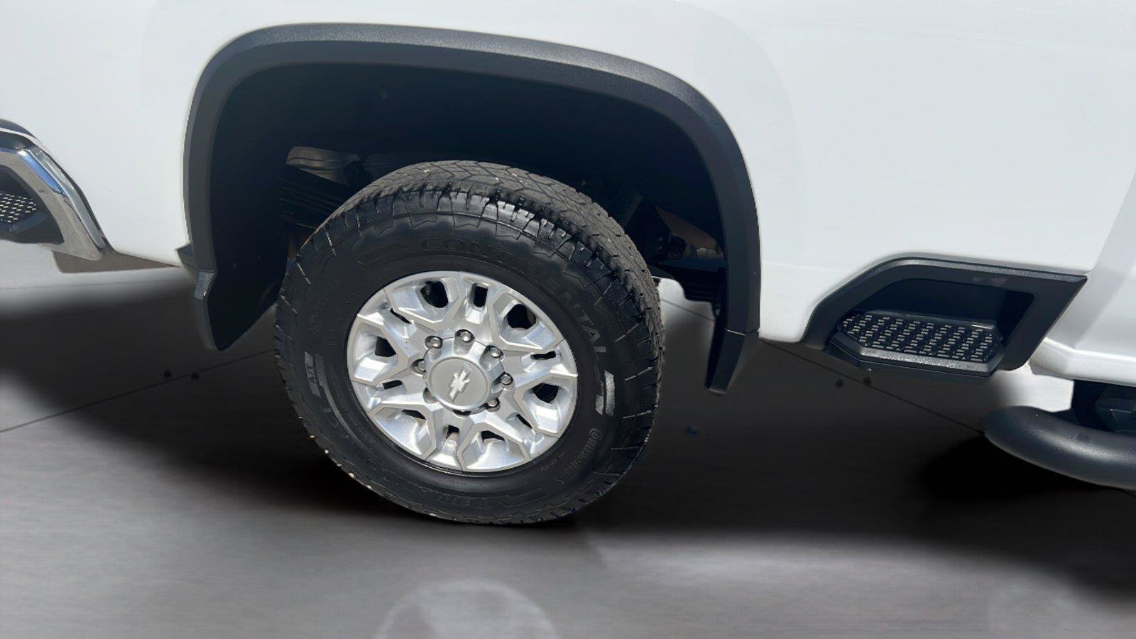 Used 2020 Chevrolet Silverado 2500 LT w/ All Star Edition AWD/4WD image 21