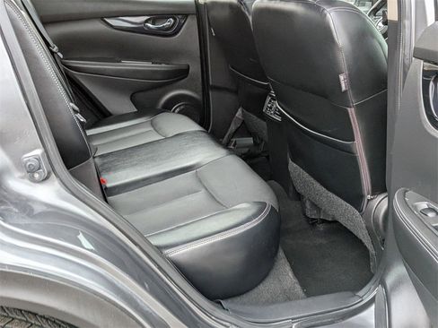 Used 2019 Nissan Rogue Sport SL image 21