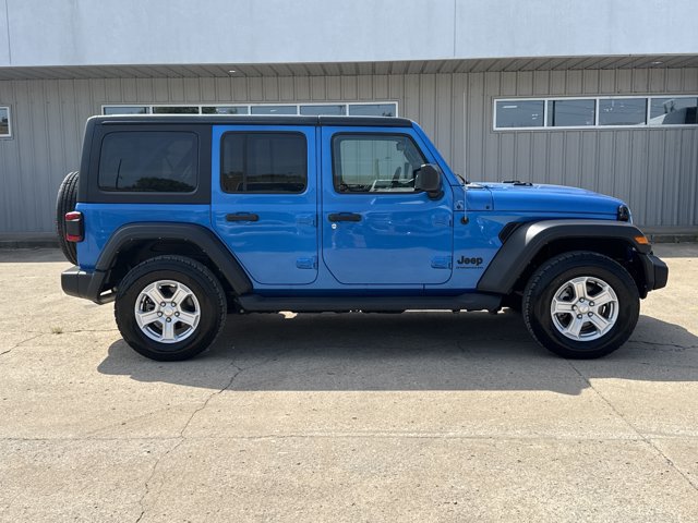 Used 2023 Jeep Wrangler Unlimited Sport AWD/4WD image 2