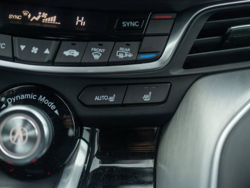 Used 2023 Acura TLX w/ Technology Package image 13