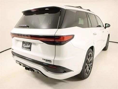 New 2026 Lexus TX 500h AWD image 4