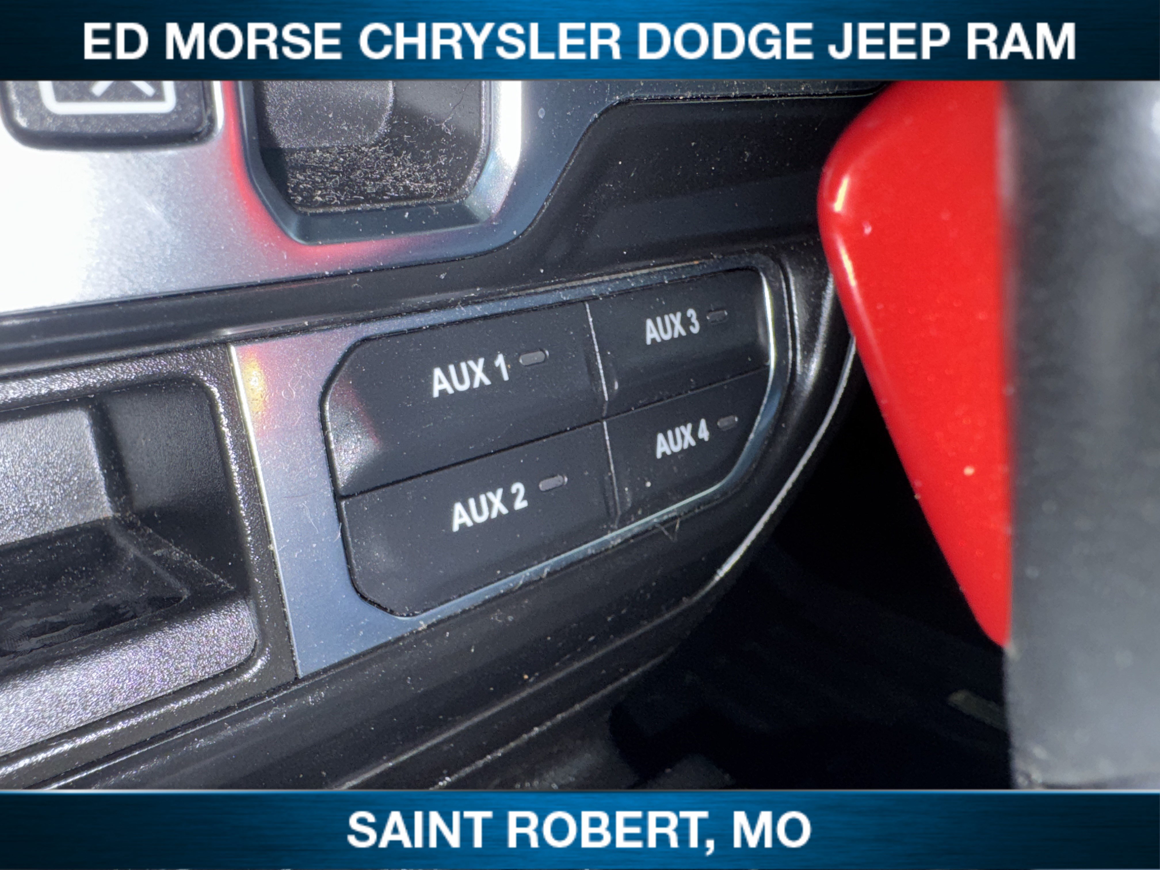 Used 2021 Jeep Wrangler Unlimited Sahara AWD/4WD image 17