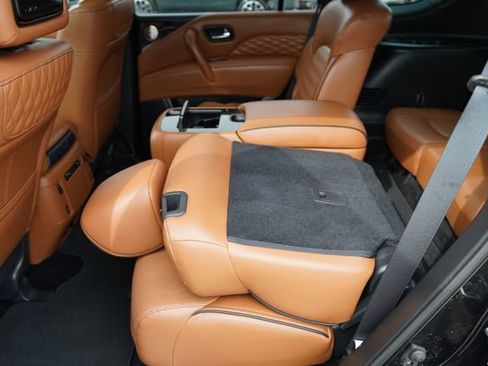 Used 2023 INFINITI QX80 Sensory w/ All-Season Package image 56