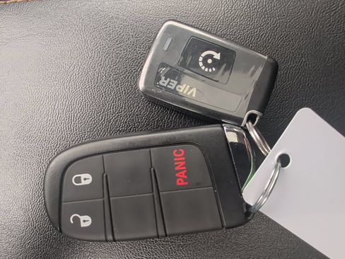 Used 2018 Jeep Compass Latitude AWD/4WD image 18