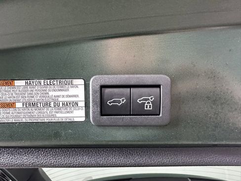 Used 2023 Toyota Corolla Cross XLE image 14