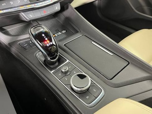 Used 2020 Cadillac CT5 Luxury w/ Sun And Sound Package AWD/4WD image 32