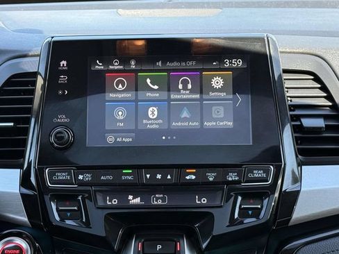 Used 2023 Honda Odyssey Touring image 17