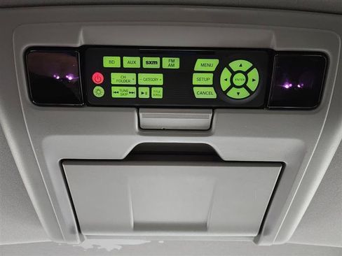Used 2016 Honda Pilot Elite image 32