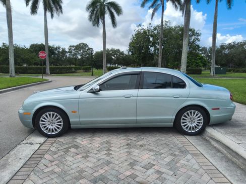 Used 2005 Jaguar S-TYPE 4.2 image 4