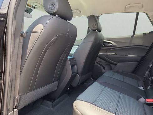 New 2026 Chevrolet Trax LT w/ Midnight Edition FWD image 9