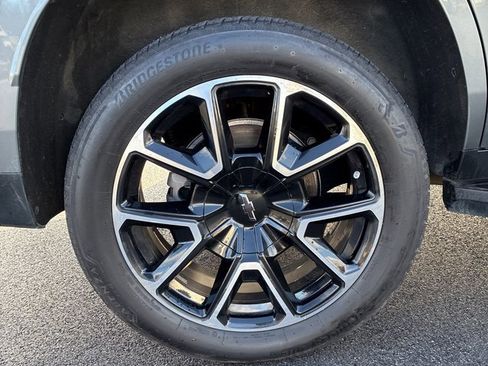Used 2022 Chevrolet Tahoe RST w/ Luxury Package image 9