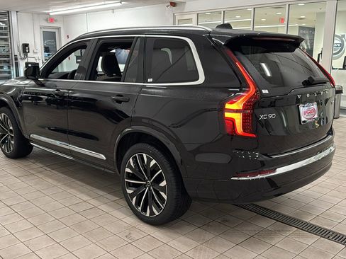 New 2026 Volvo XC90 T8 Plus w/ Protection Package Premier AWD/4WD image 7
