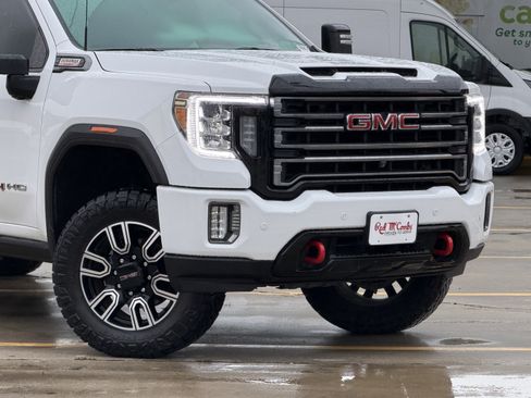 Used 2023 GMC Sierra 2500 AT4 w/ AT4 Premium Plus Package AWD/4WD image 2
