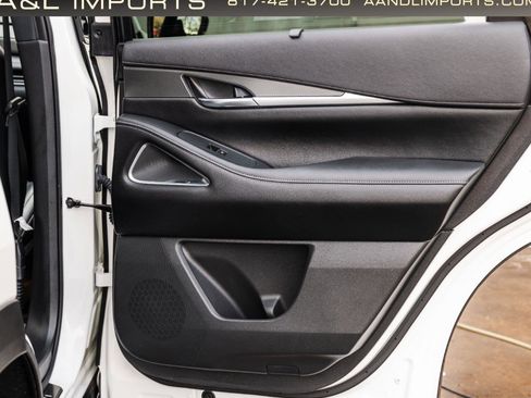 Used 2025 INFINITI QX60 Luxe w/ Black Edition image 55